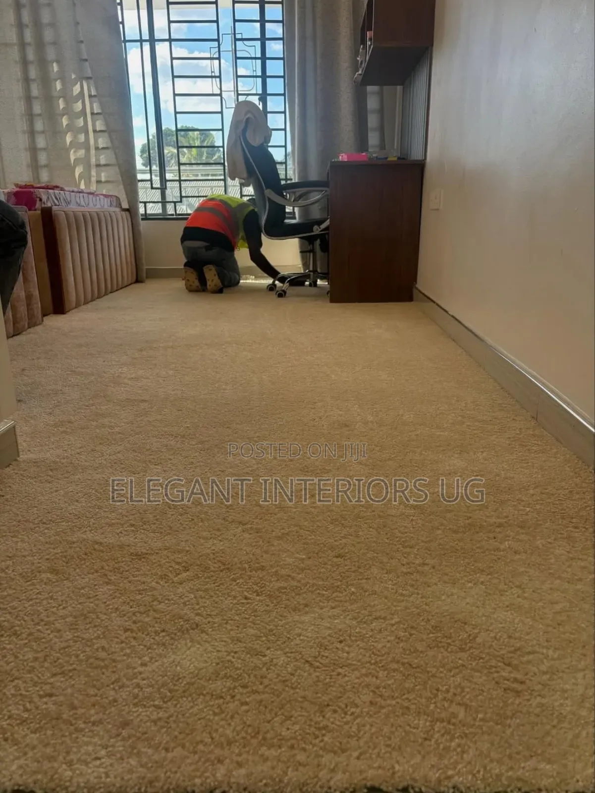 Fancy Woolen Carpets Available at Favorable Price for Offices