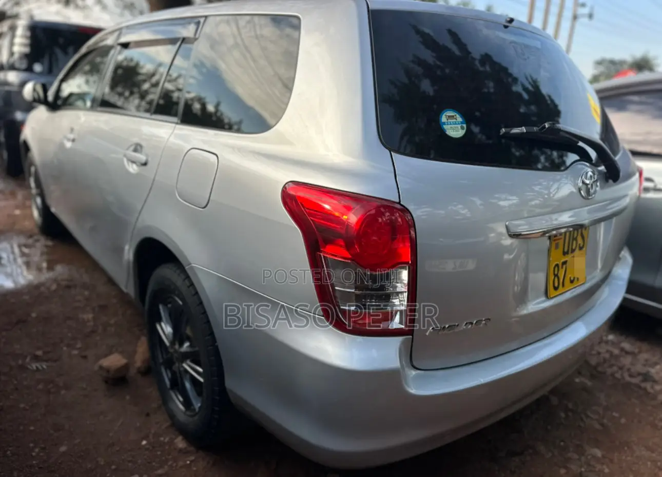 Toyota Corolla Fielder 1.5 Petrol AWD 2011 Silver