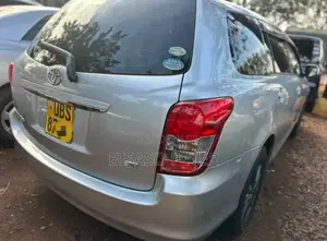 Toyota Corolla Fielder 1.5 Petrol AWD 2011 Silver