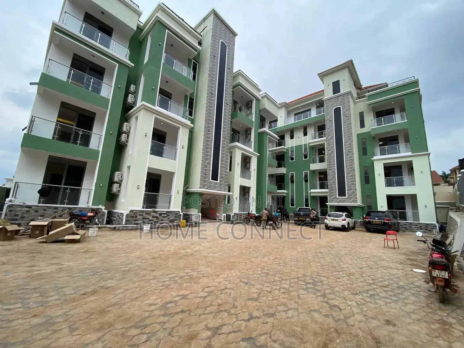 3bdrm Apartment in Muyenga, Central Division for rent