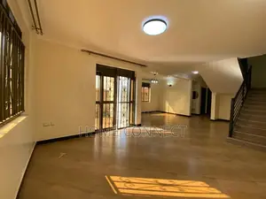 4bdrm Duplex in Muyenga, Central Division for rent