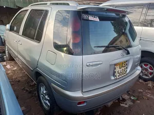 Toyota Raum 2002 Gray