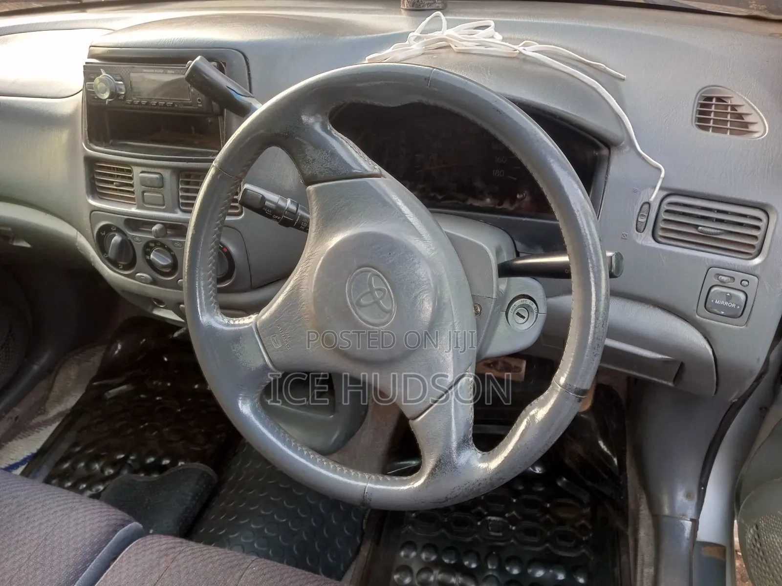 Toyota Raum 2002 Gray