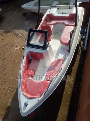 Speed Boats for 6people at 8m.