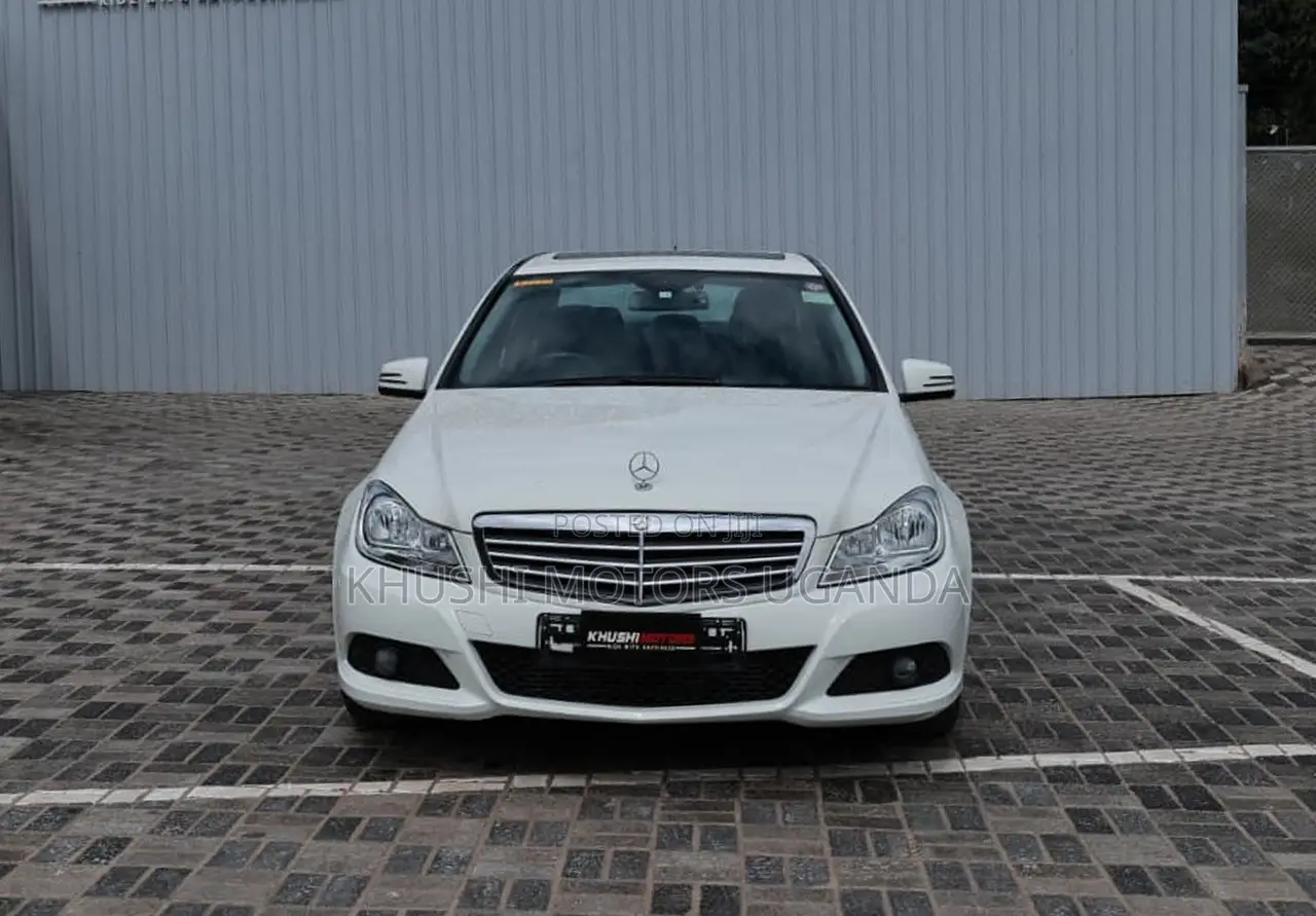 Mercedes-Benz C180 2012 White