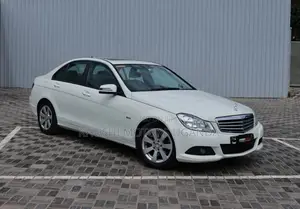 Mercedes-Benz C180 2012 White