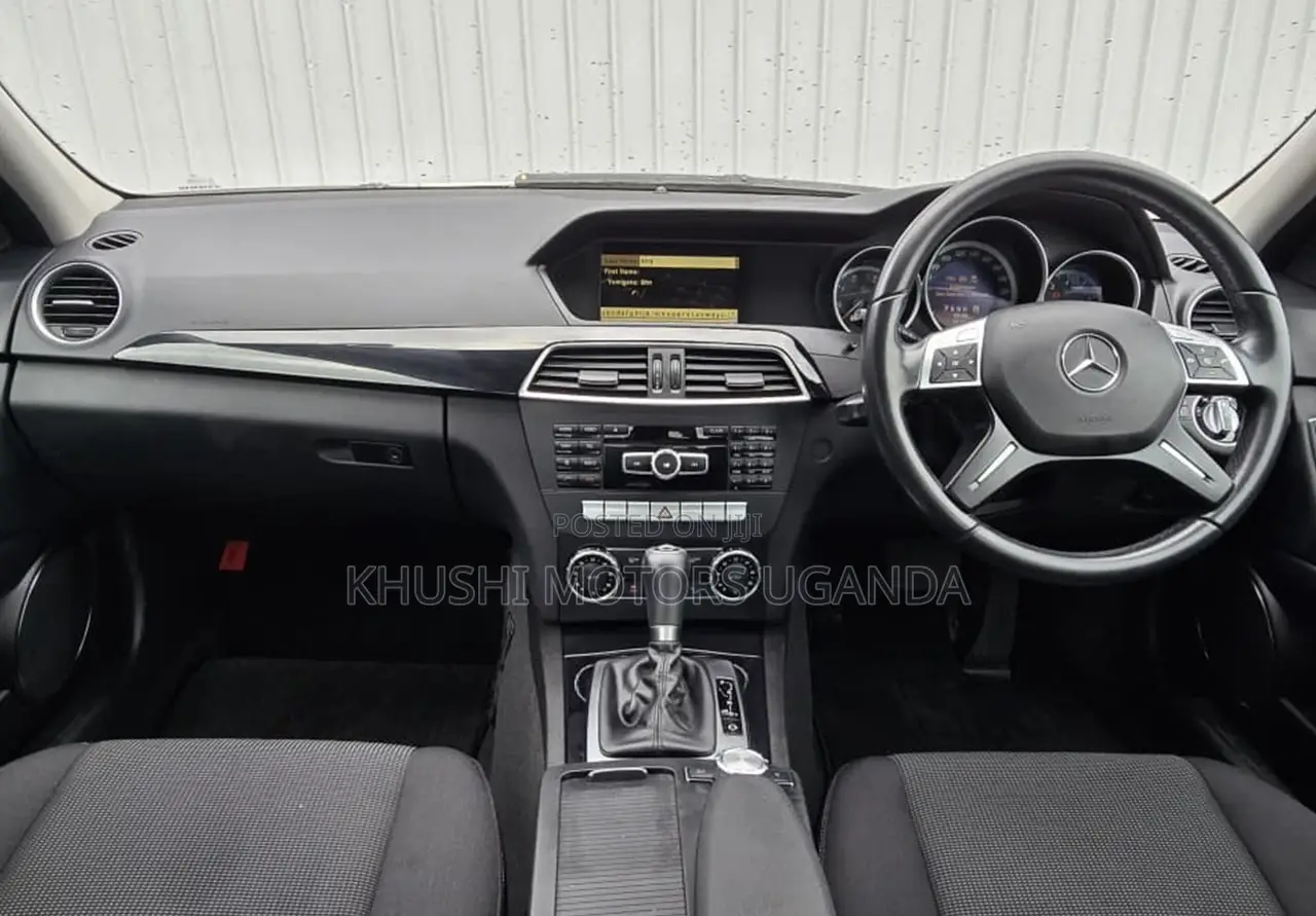 Mercedes-Benz C180 2012 White