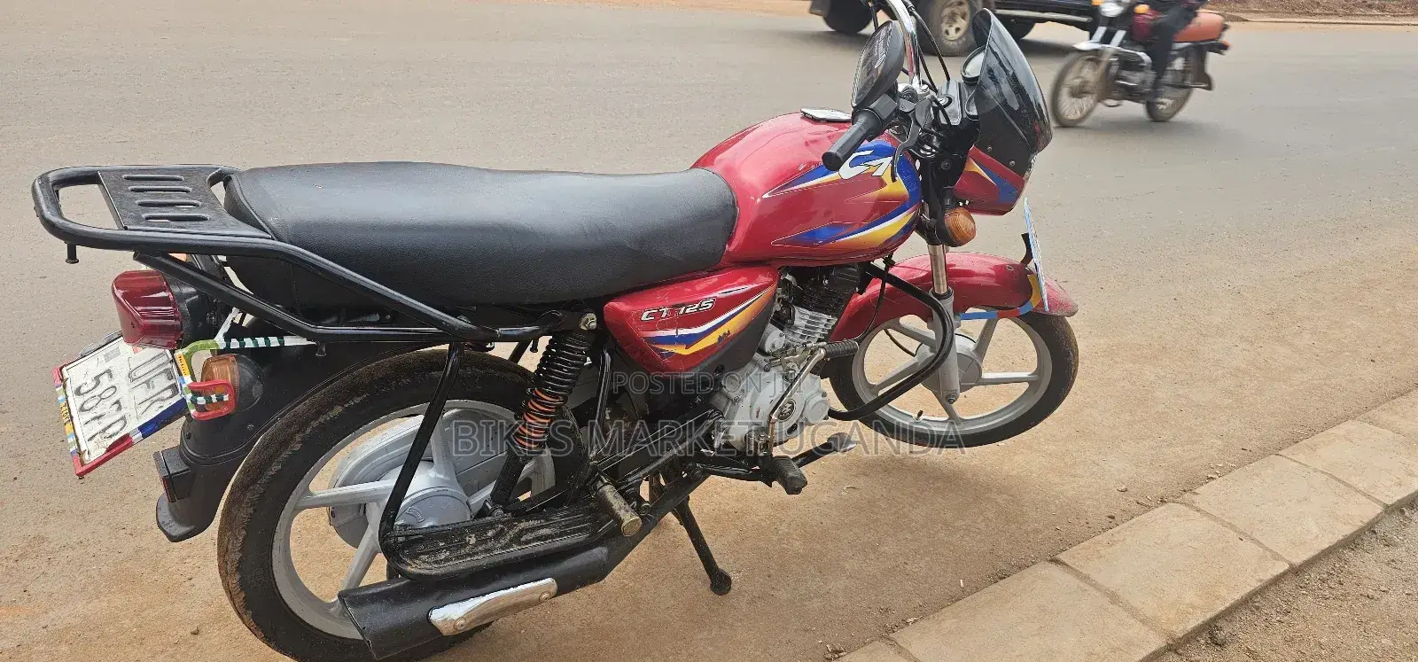 Bajaj Boxer 125 2022 Red
