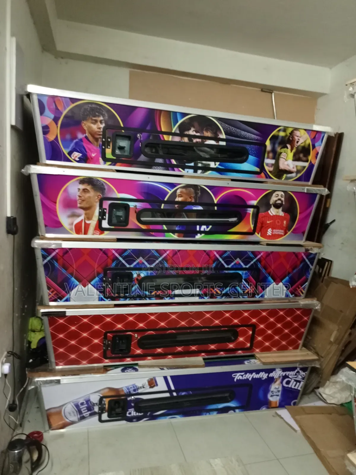 Many Items of Pool Table Full Set