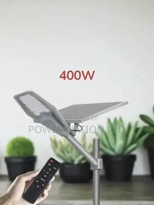 400w Hometech Solar Street Light