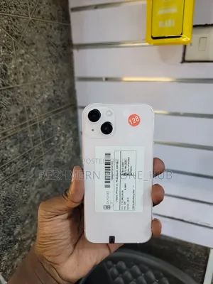 New Apple iPhone 13 128 GB White