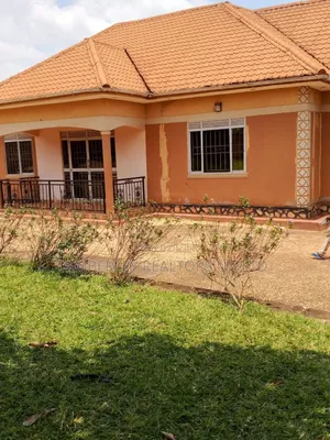3bdrm House in Division A for sale