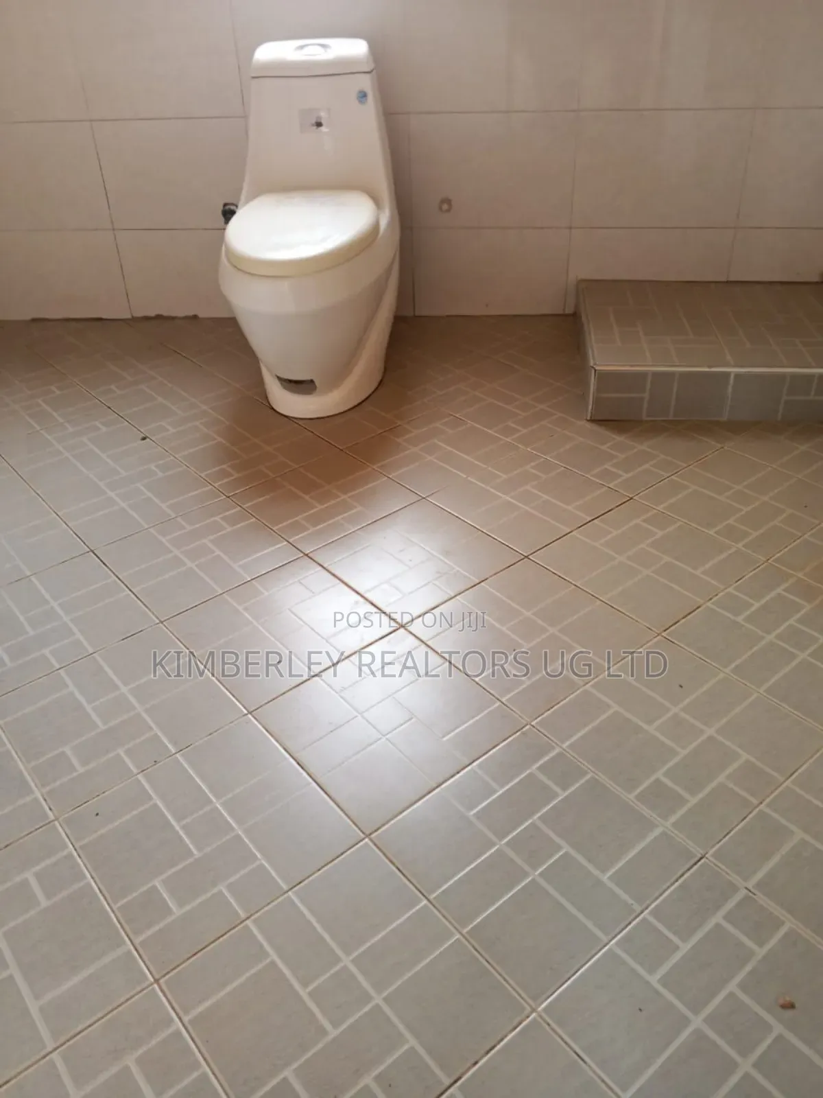 3bdrm House in Division A for sale