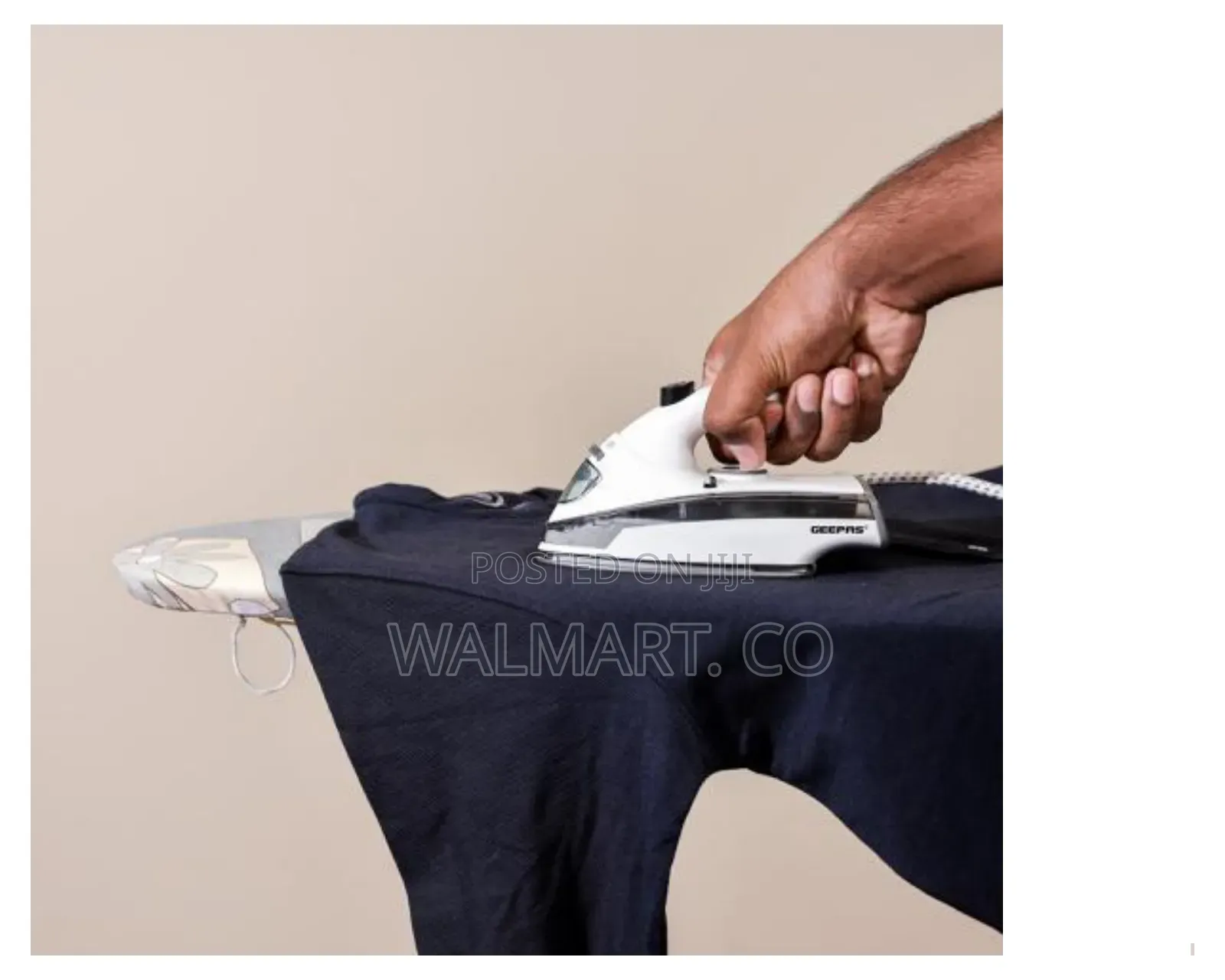 Geepas 800w Dry Iron With Foldable Handle