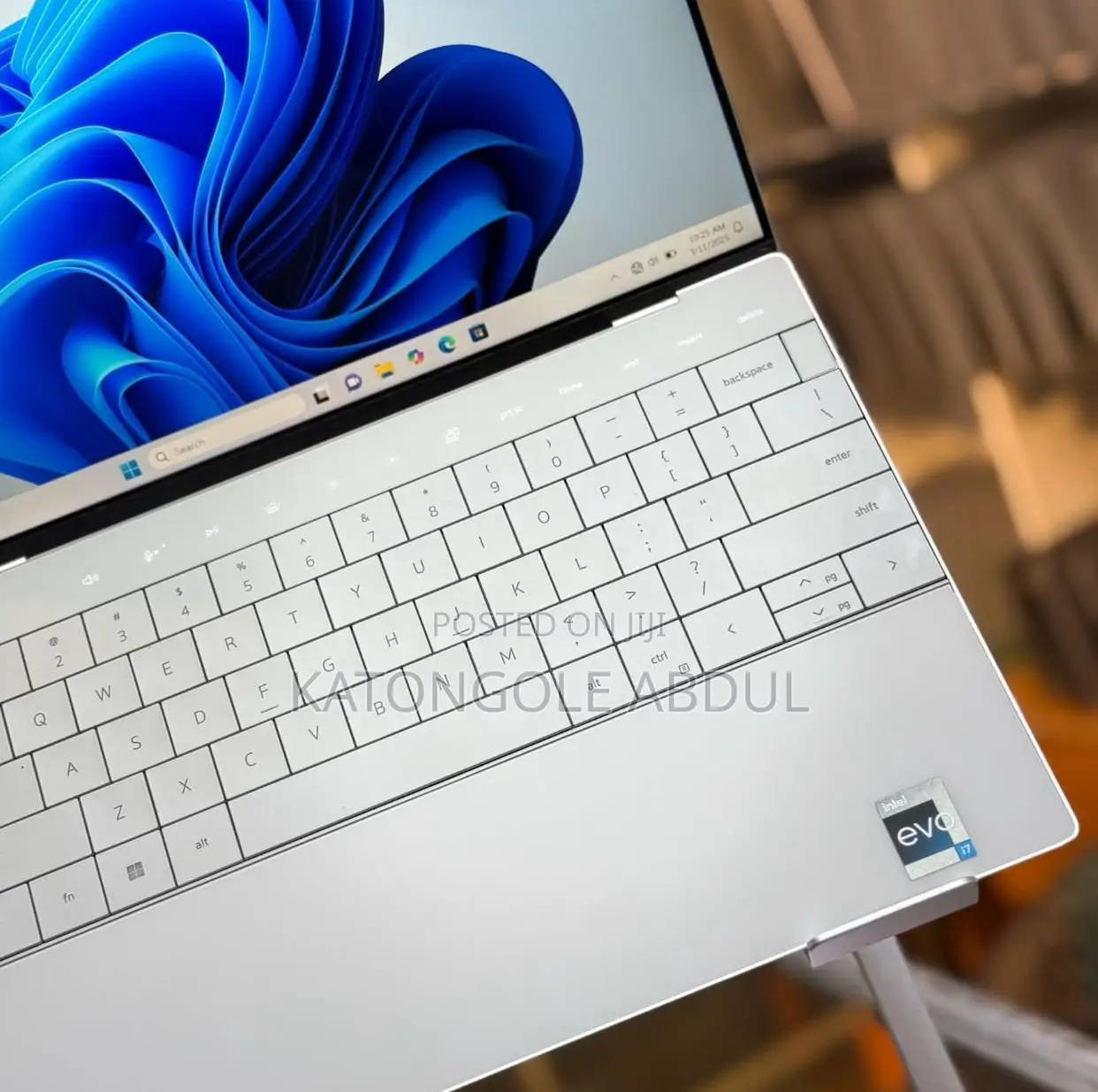 New Laptop Dell XPS 13 9320 16GB Intel Core I7 SSD 1T