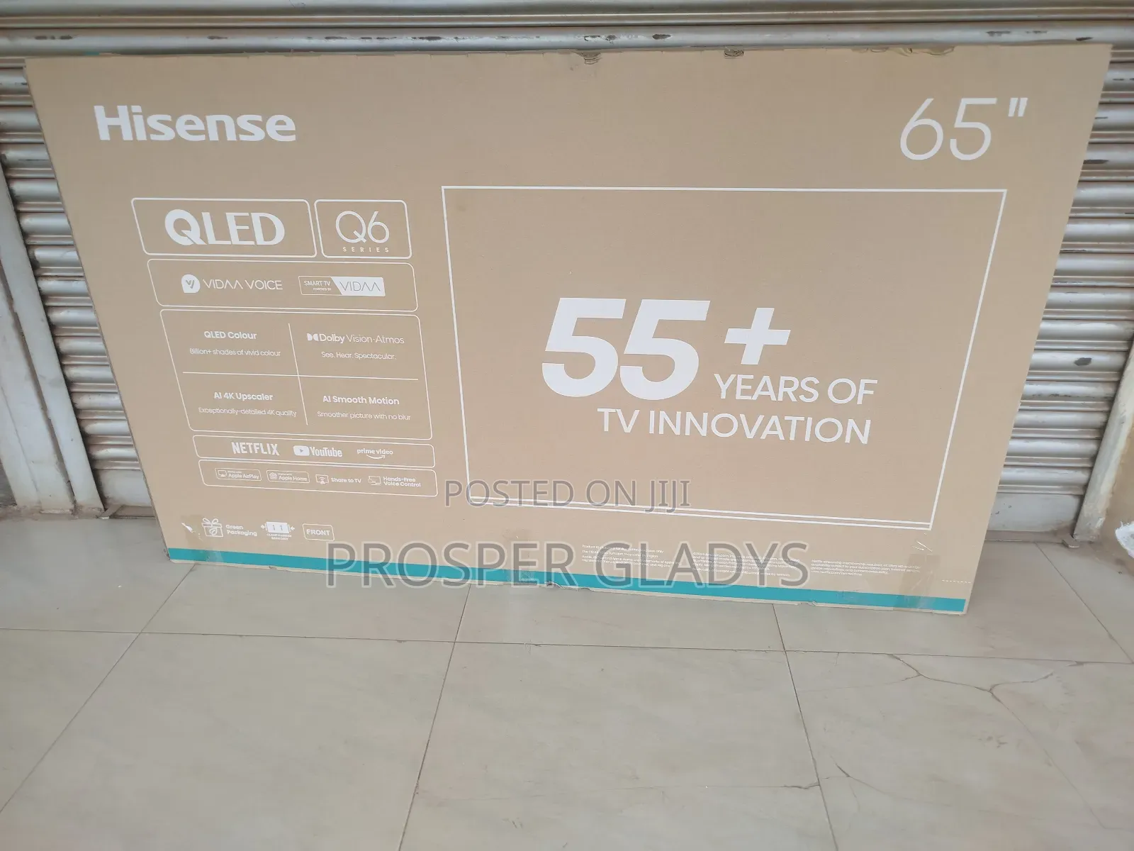 65 Qled Hisense Smart Flat Screen Flameless.