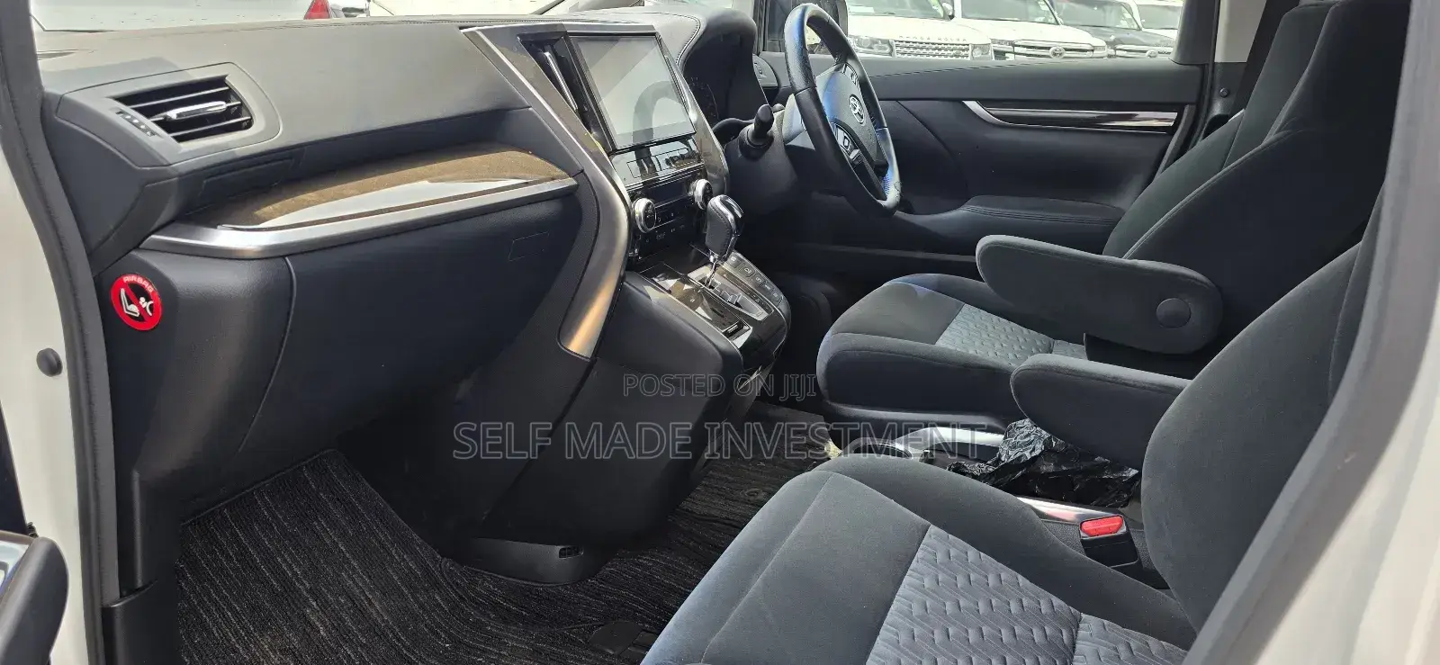 Toyota Alphard 2018 White