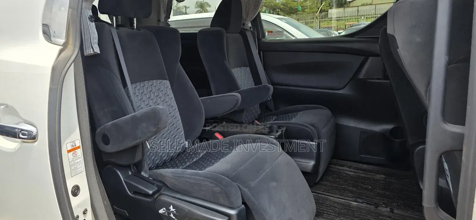 Toyota Alphard 2018 White