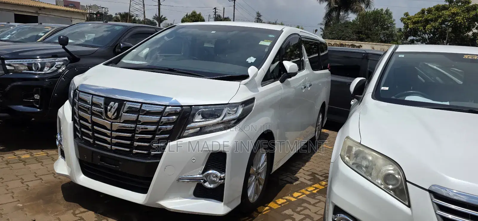 Toyota Alphard 2018 White