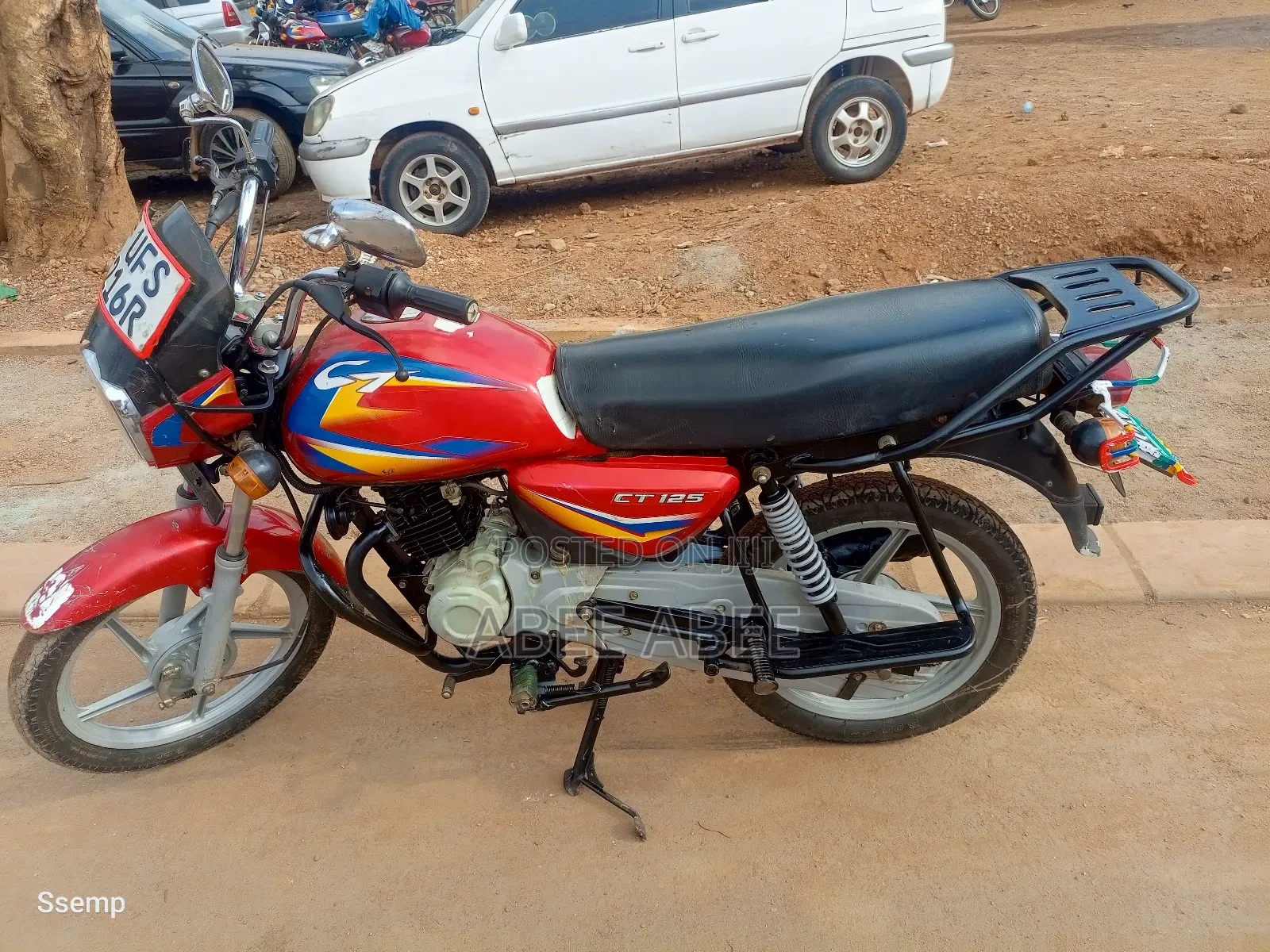 Bajaj Boxer 125 2024 Red