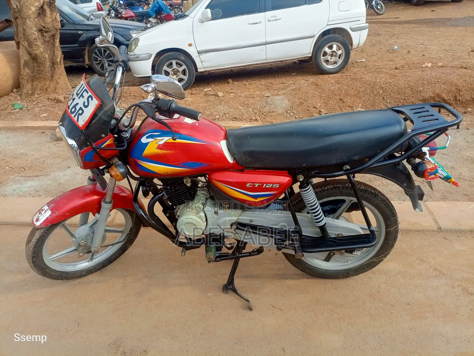 Bajaj Boxer 125 2024 Red