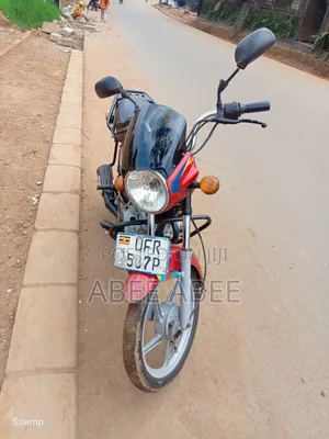 Bajaj Boxer 125 2022 Red