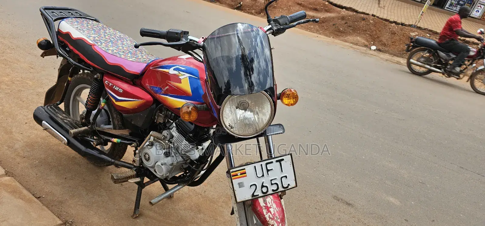 Bajaj Boxer 125 2023 Red