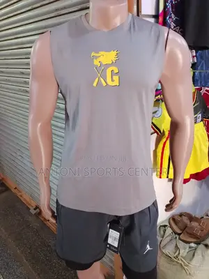 Gym Wear Shorts Two in One and Vest