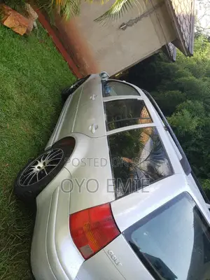 Volkswagen Golf 2.0 GL 5-Door Automatic 2002 Silver