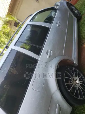 Volkswagen Golf 2.0 GL 5-Door Automatic 2002 Silver
