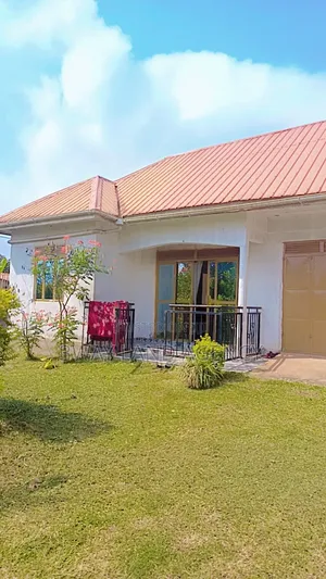 Furnished 2bdrm House in Ssisa for sale