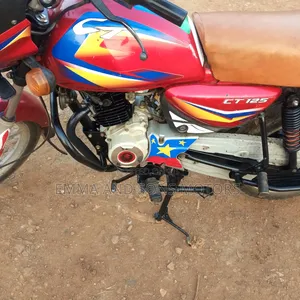 Bajaj Boxer 125 2023 Red