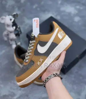 Original The North Face X Nike Air Force 1 ‘07 Low Brown Sneakers