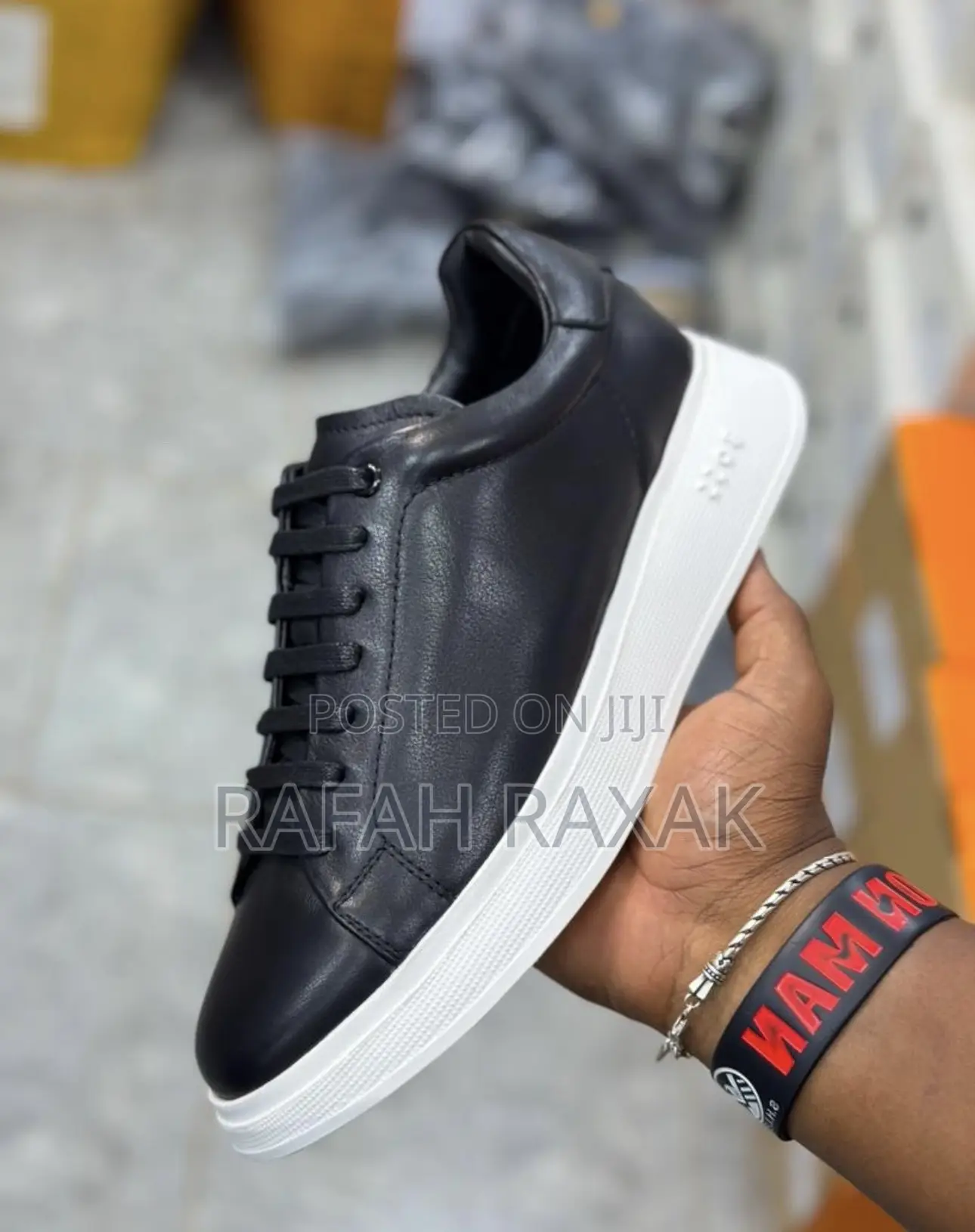 Original Black/White Hugo Boss Smart Casual Leather Sneakers