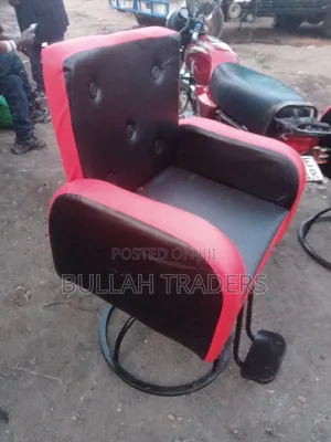 Saloon Barbers Chairs Big and Big Basement Surface