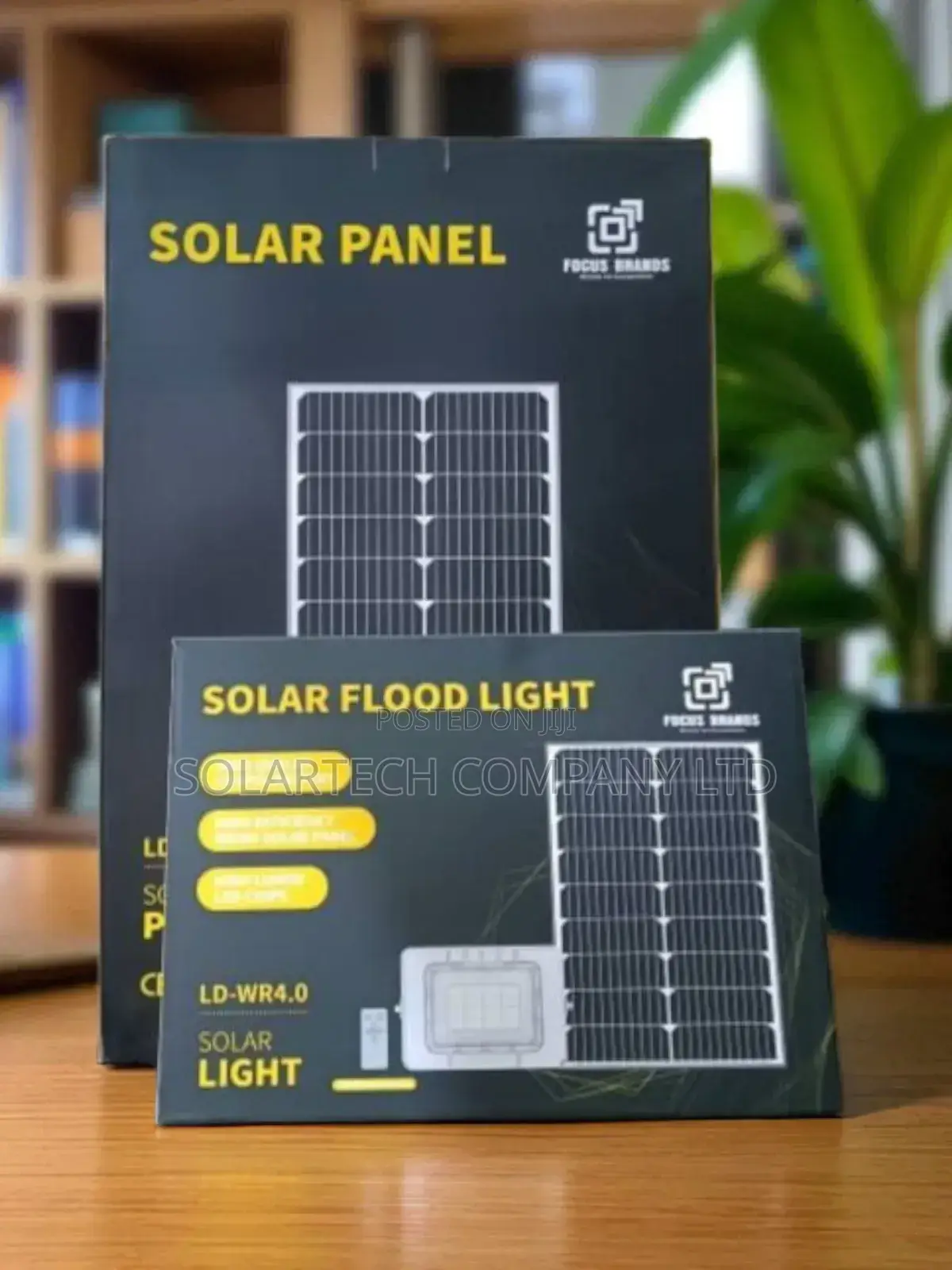 300w Blue Carbon Flood Light 4.0 - Solar Powered