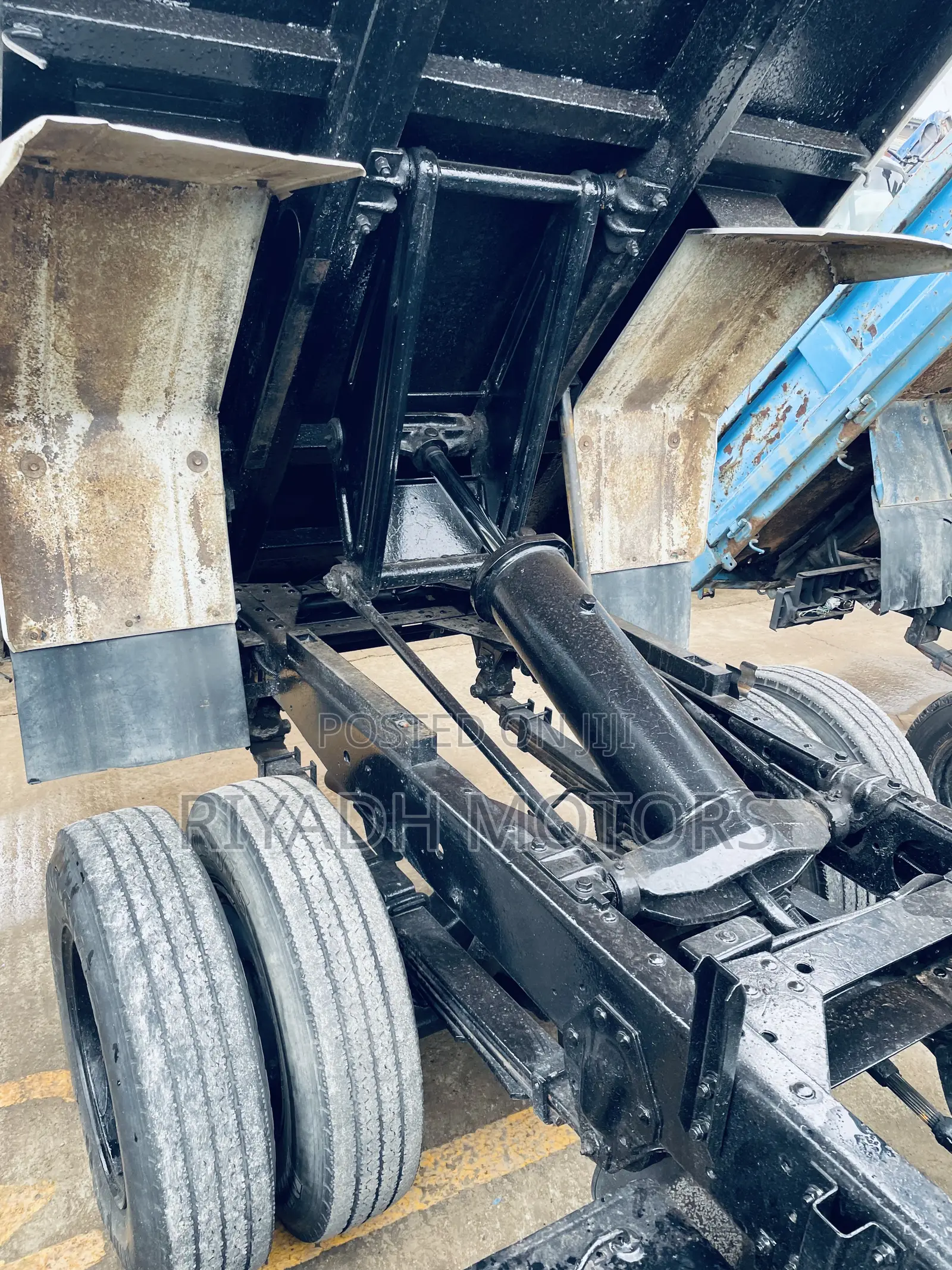 Isuzu Dumper 4be1 Very Clean Piece