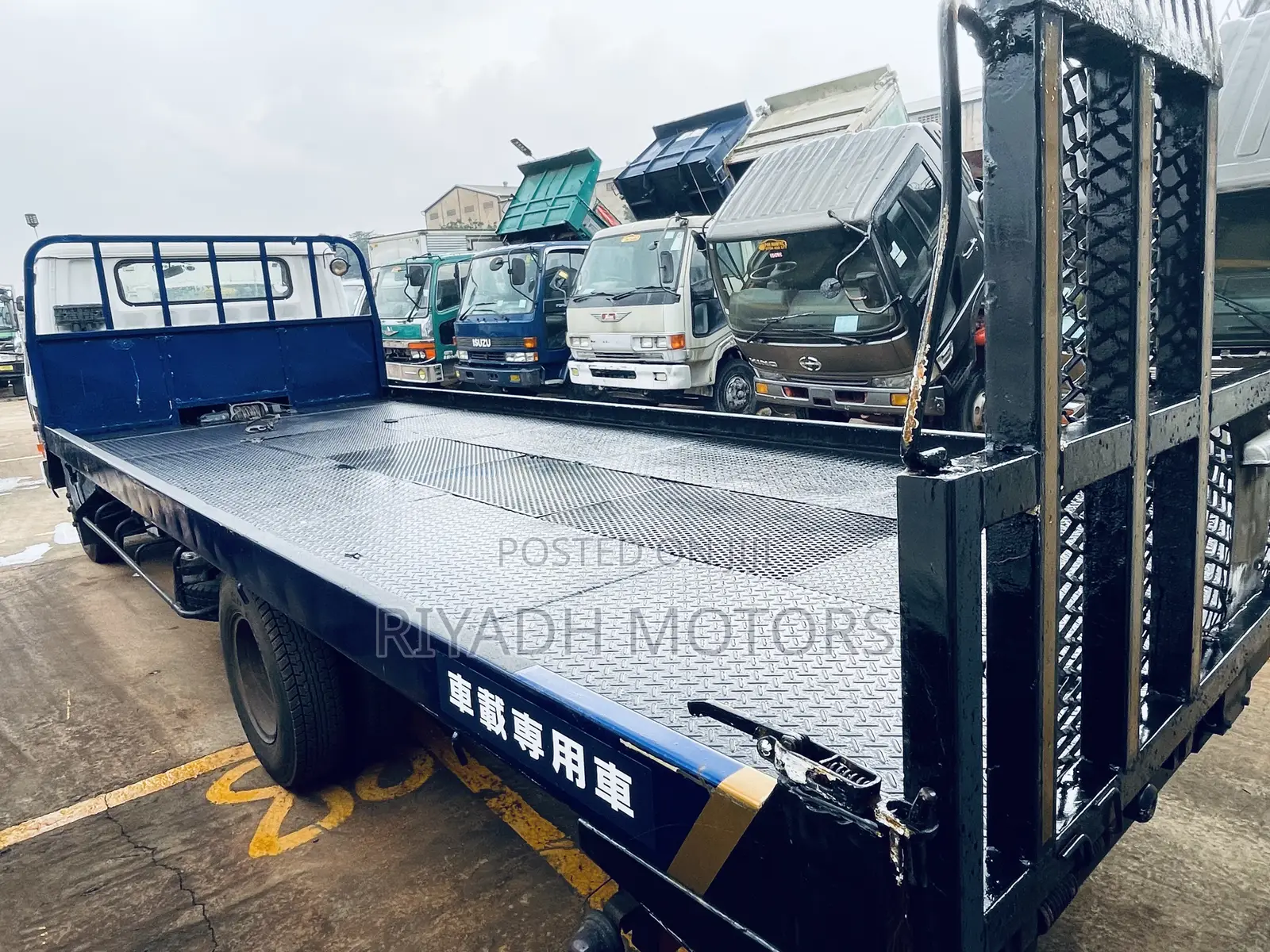 Canter Car Carrier Big Head