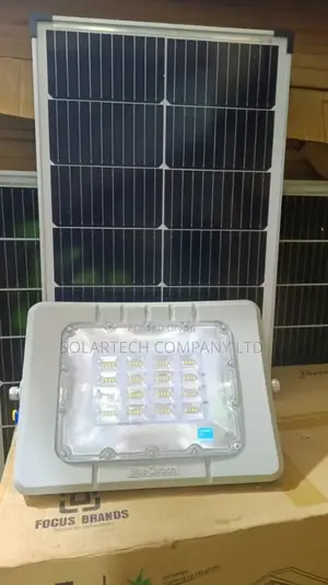 300w Blue Carbon Solar Flood Light - Energy Efficient