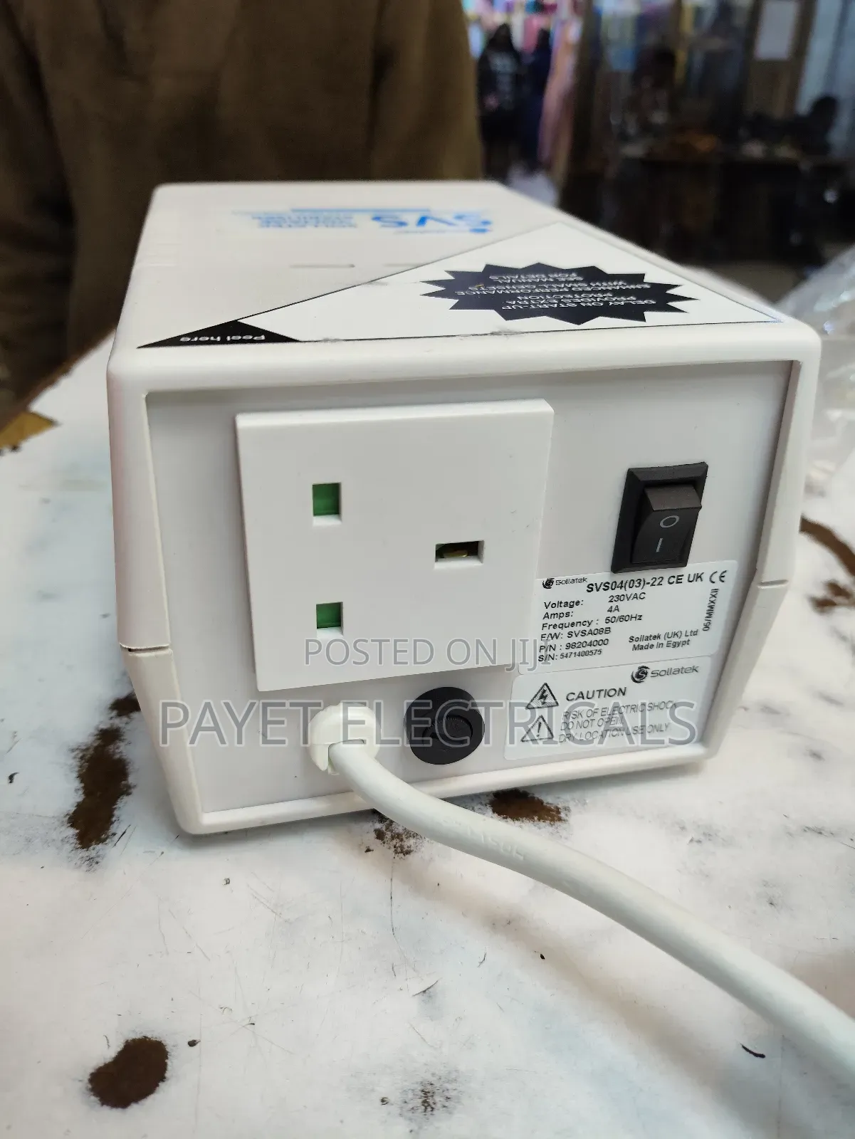SVC Voltage Stabilisers 4-Amps/1000watts