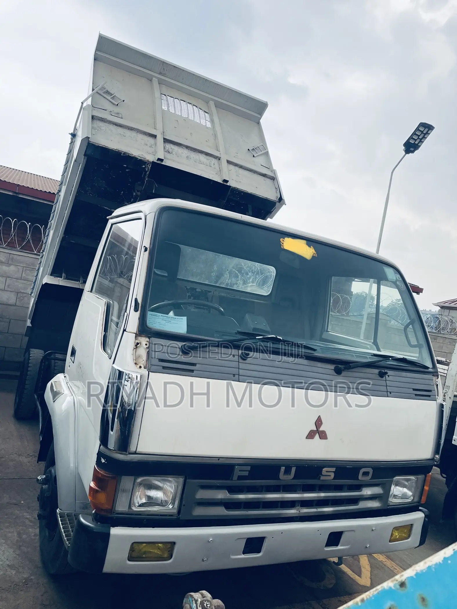 Fuso Mignon Dumper