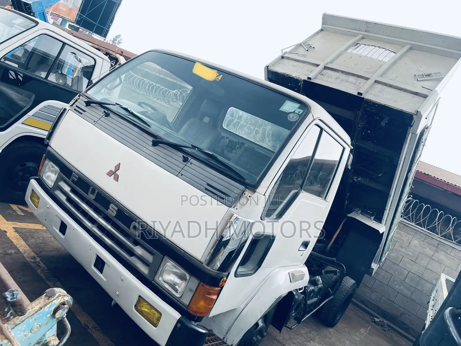 Fuso Mignon Dumper