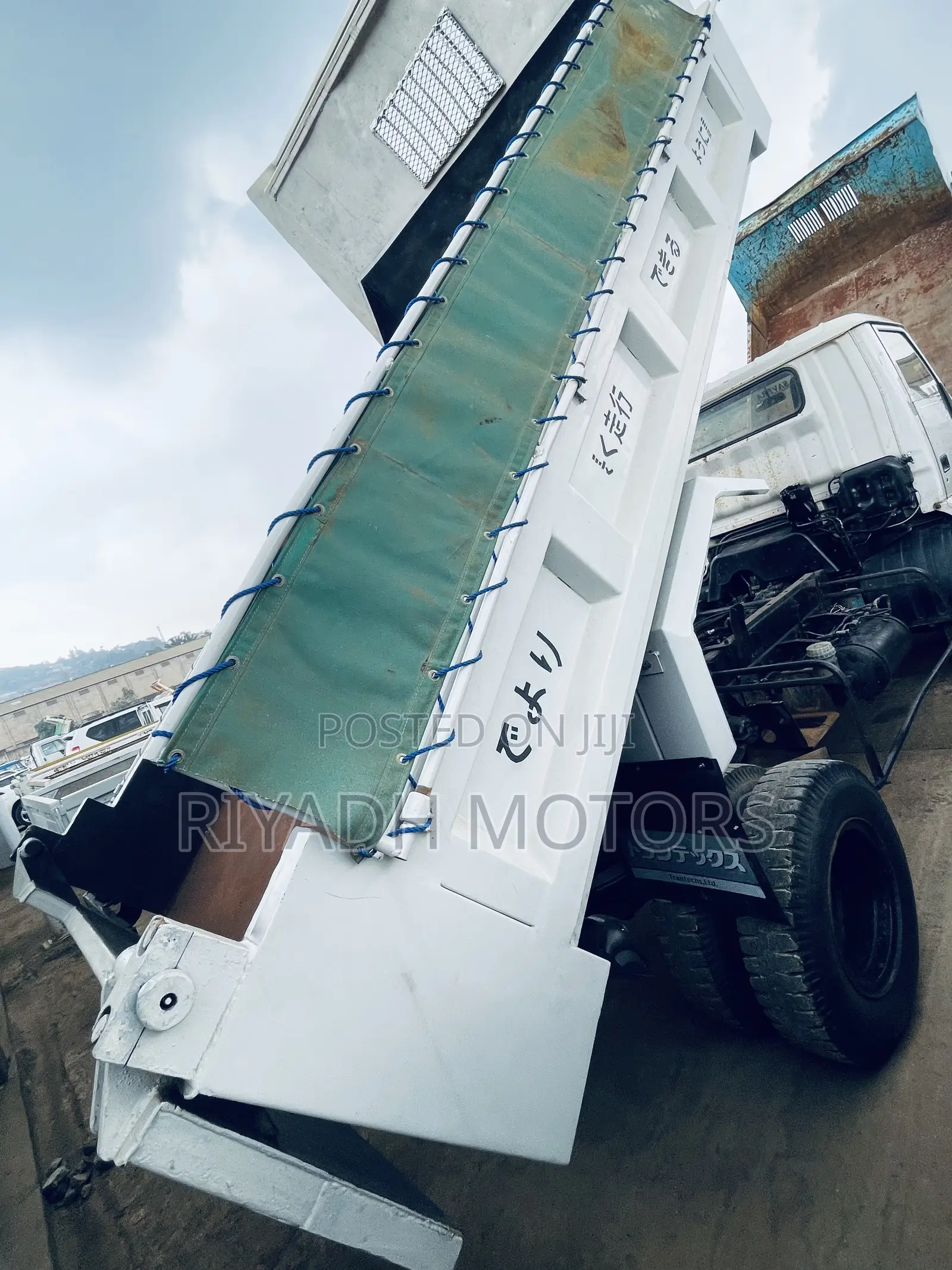 Fuso Mignon Dumper