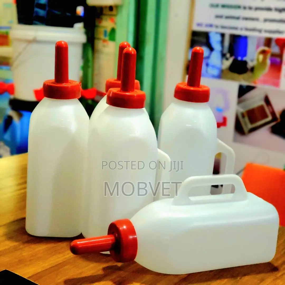 Animal Feeder Bottle 01
