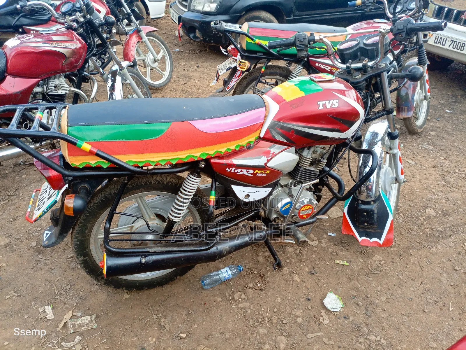 TVS HLX 125 2020 Red