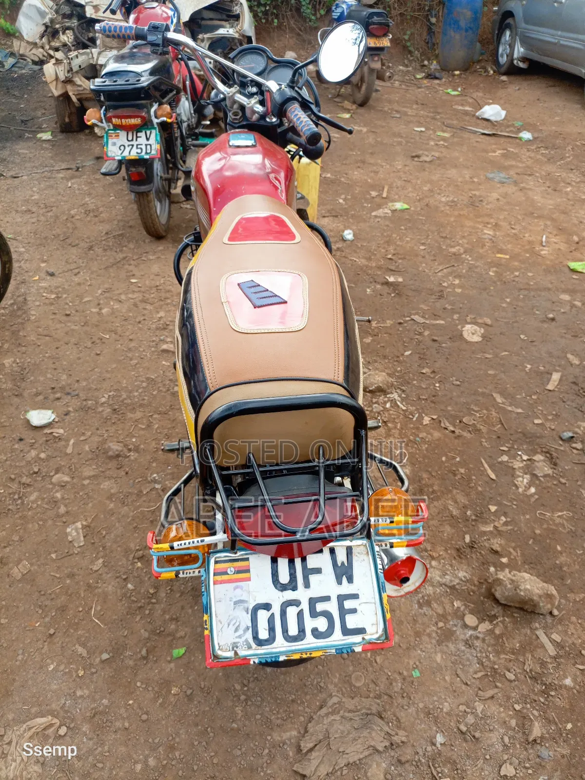 Bajaj Boxer 100 2022 Red