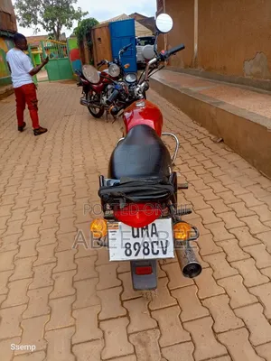 Bajaj Boxer 100 2024 Red