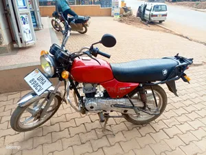 Bajaj Boxer 100 2024 Red