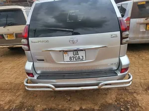 Toyota Landcruiser Prado Tx K Car Hire Selfdrive Pick-Up Tours8 Trave