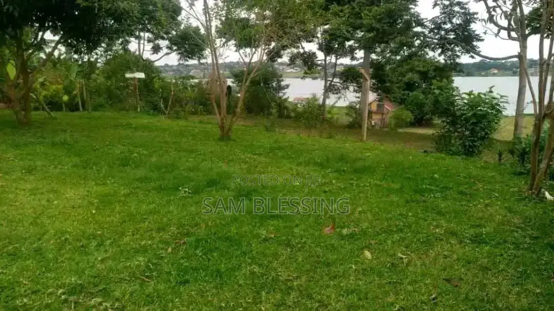 Mini Flat in Nkumba, Central Division for sale